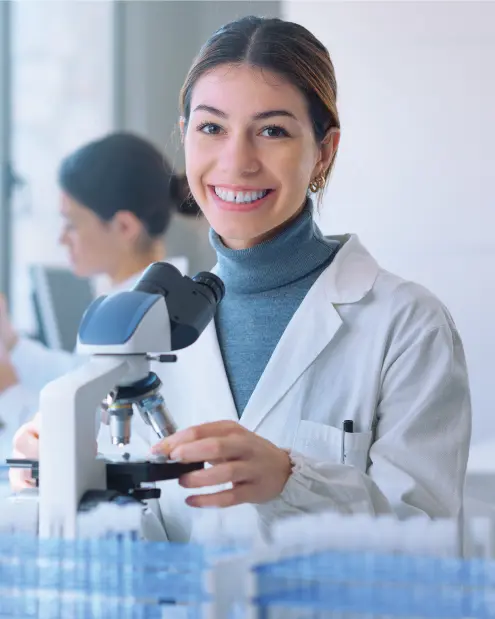 Photo d'un médecin, pour illustrer un client de Semaphors, Expert en informatique de santé