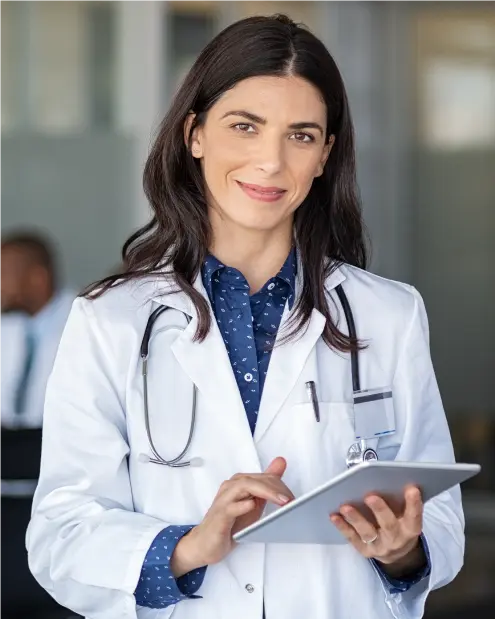 Photo d'un médecin, pour illustrer un client de Semaphors expert en informatique de santé et logiciel médecin